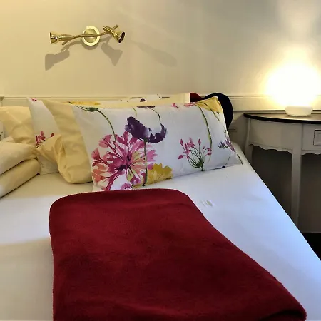 Bed & Breakfast Happy Mosel 4*